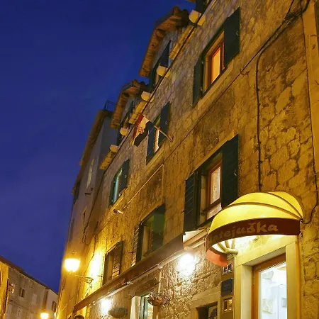 Matejuska Heritage Konukevi Split