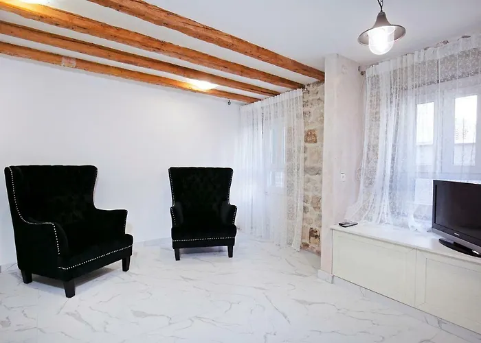 Matejuska Heritage Guest house Split