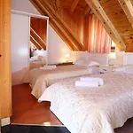 马特朱斯加遗产旅馆 3*